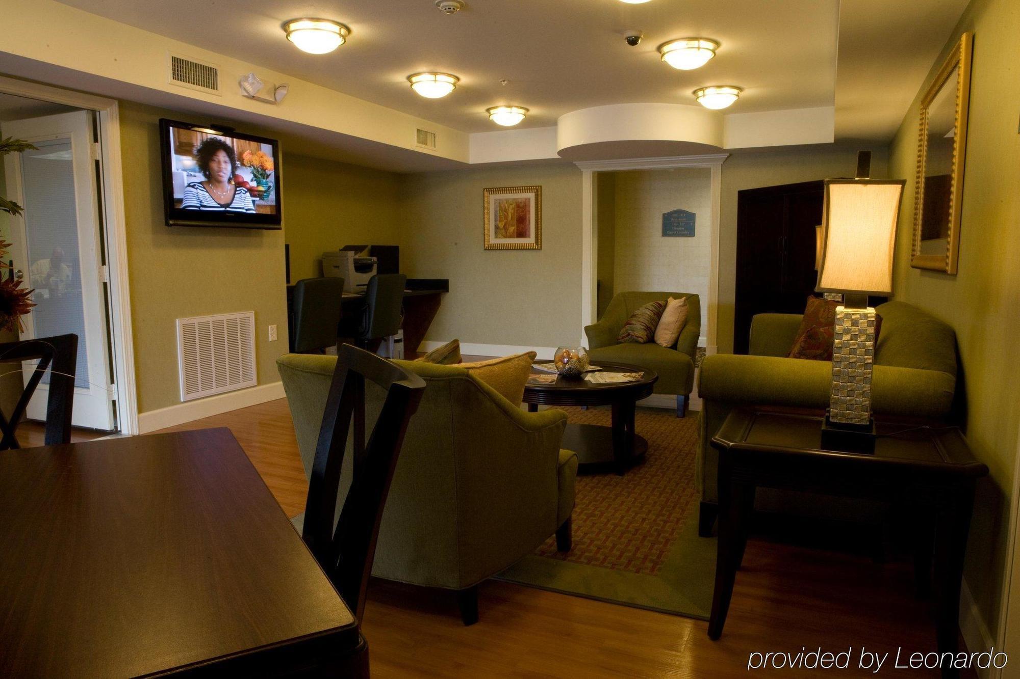 Intown Suites Extended Stay Tuscaloosa, Al Интериор снимка